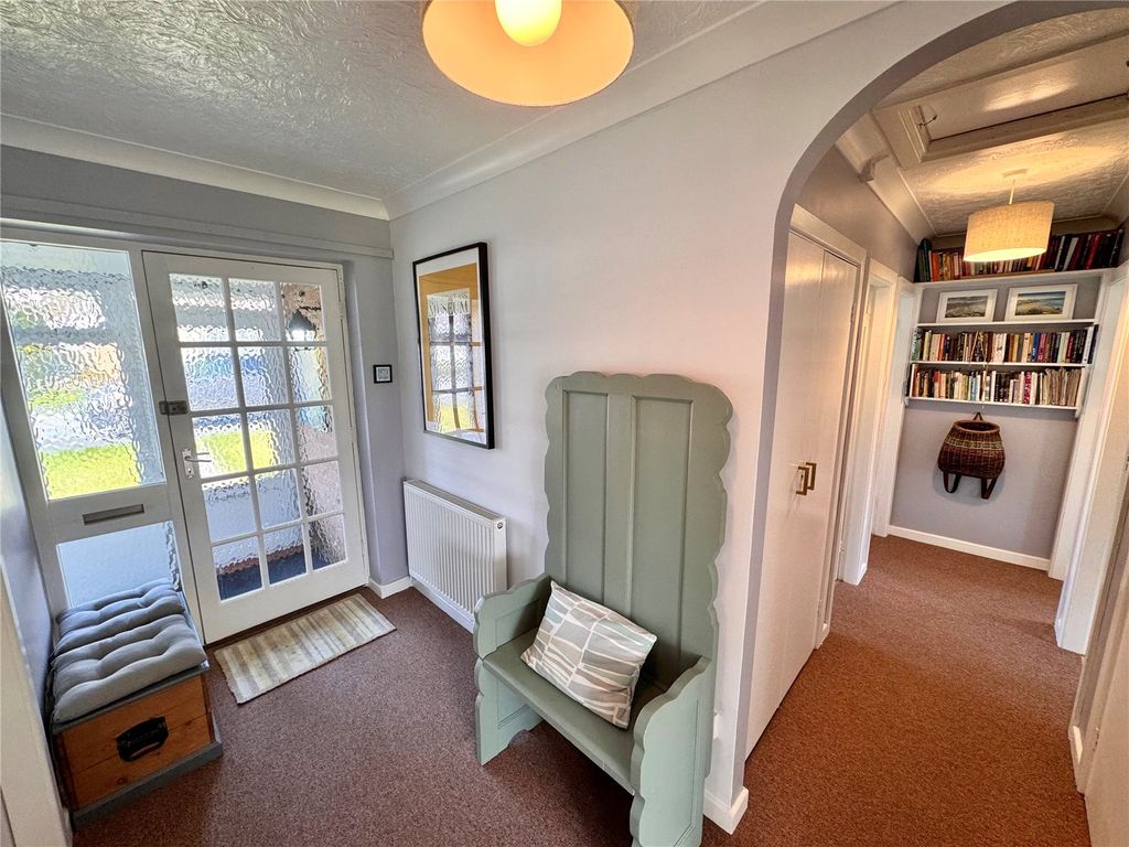 Property photo 3 of 31 Picture No. 03