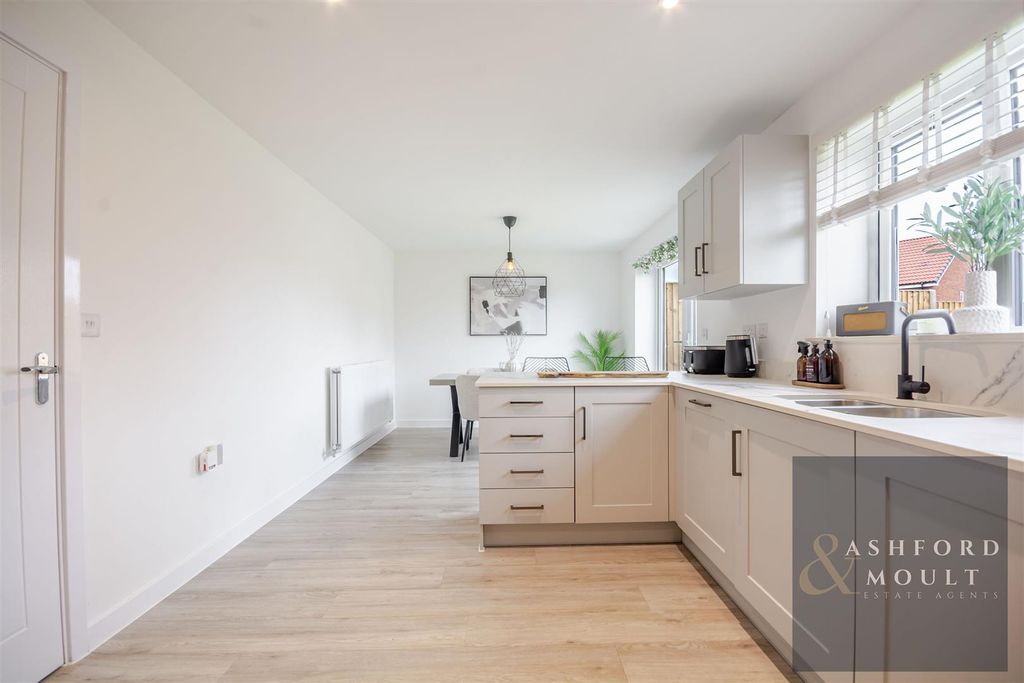 Property photo 3 of 44 Ashford-2.Jpg