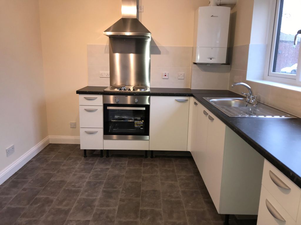 Property photo 2 of 13 Image