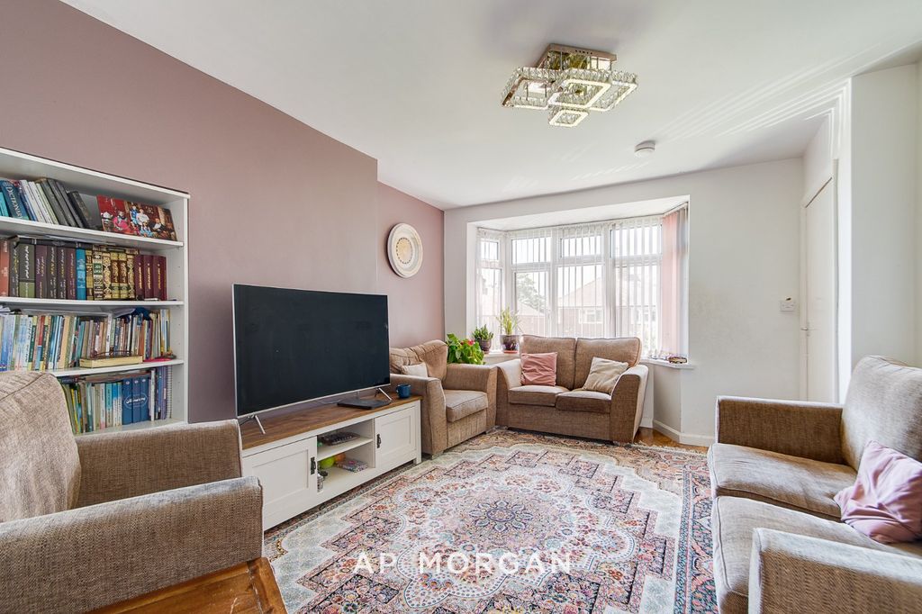 Property photo 2 of 14 Picture No. 07