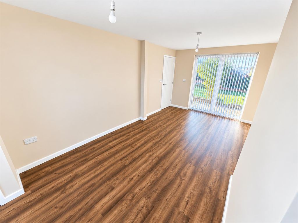 Property photo 3 of 30 5477Fe16.Png