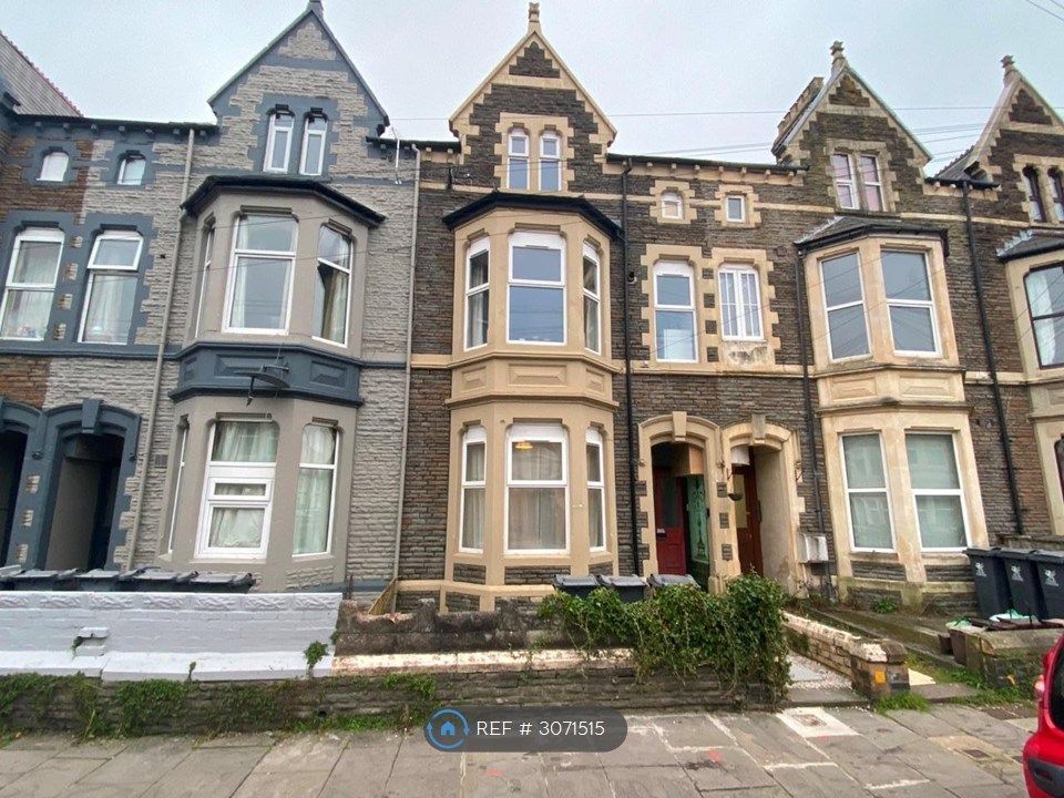 Property photo 3 of 14