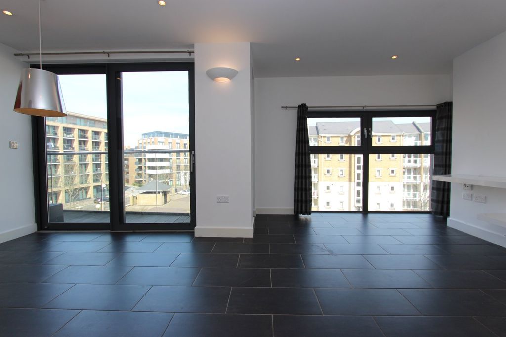 Property photo 3 of 9 Picture No. 96