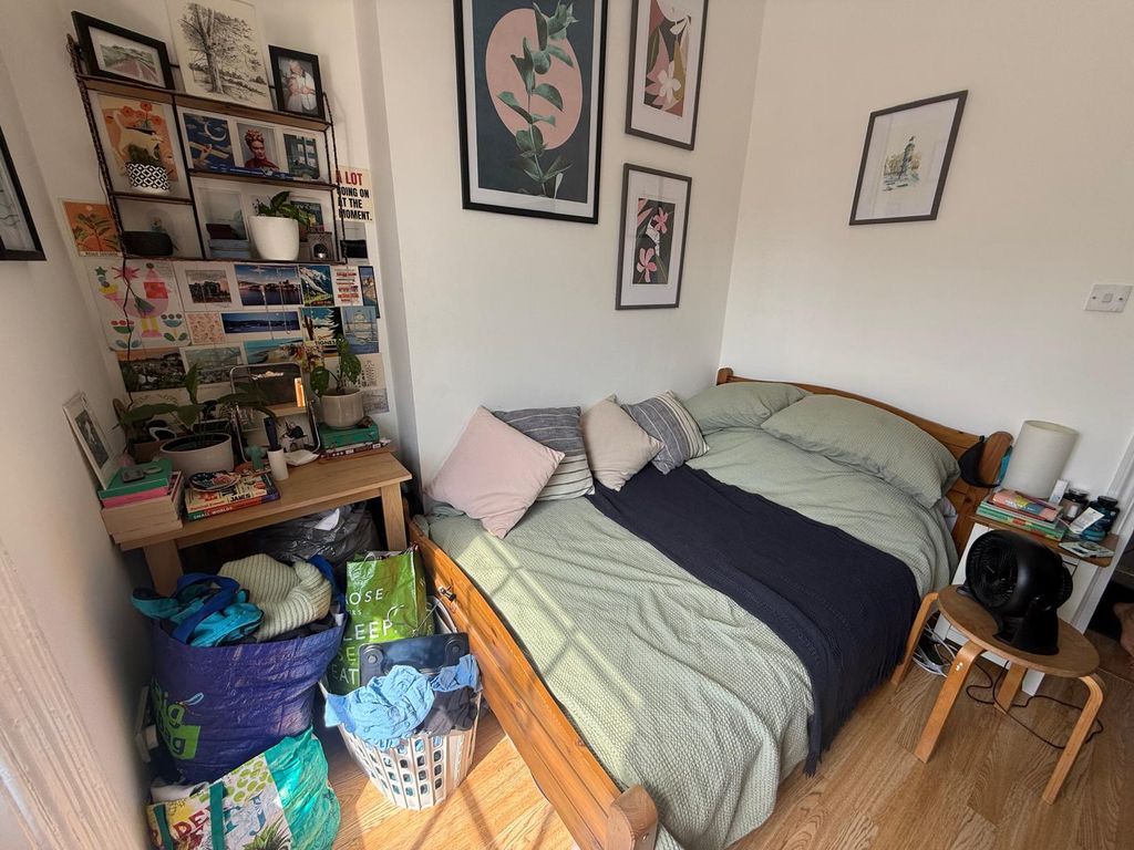 Property photo 3 of 4