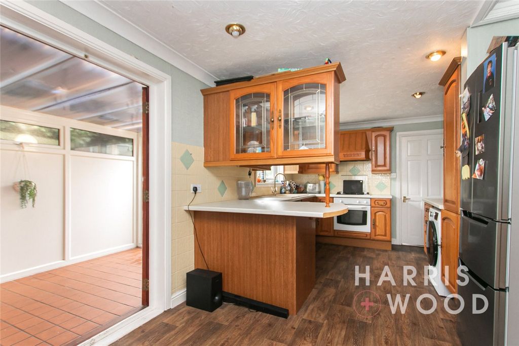 Property photo 3 of 17 3828204