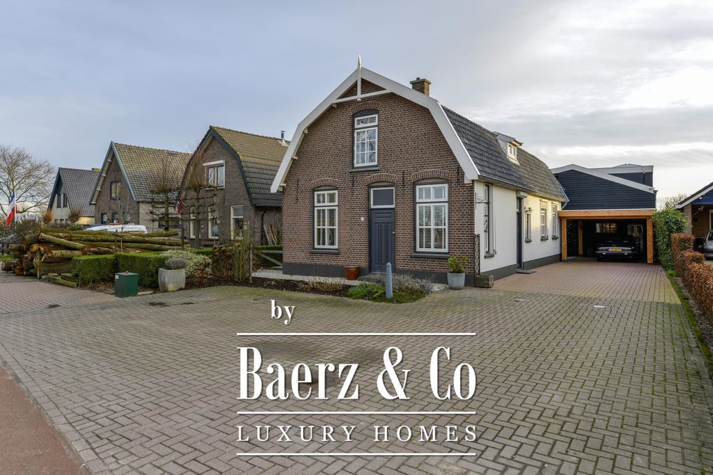 Property photo 1 of 59