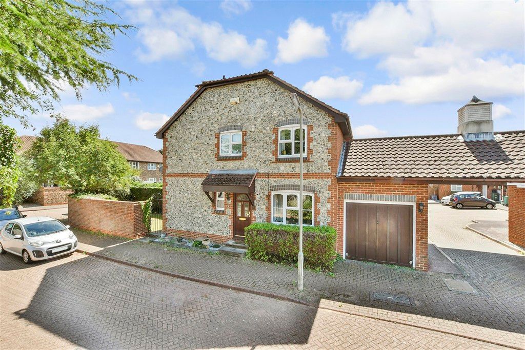 Property photo 1 of 7 External (Web)