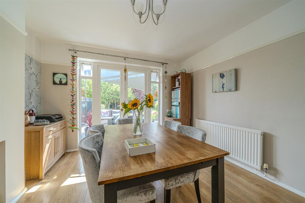 Property photo 2 of 17 Dining.Jpg