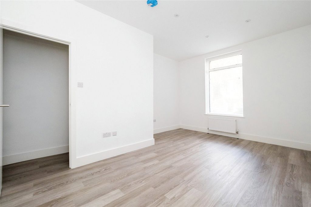 Property photo 2 of 13 Photography