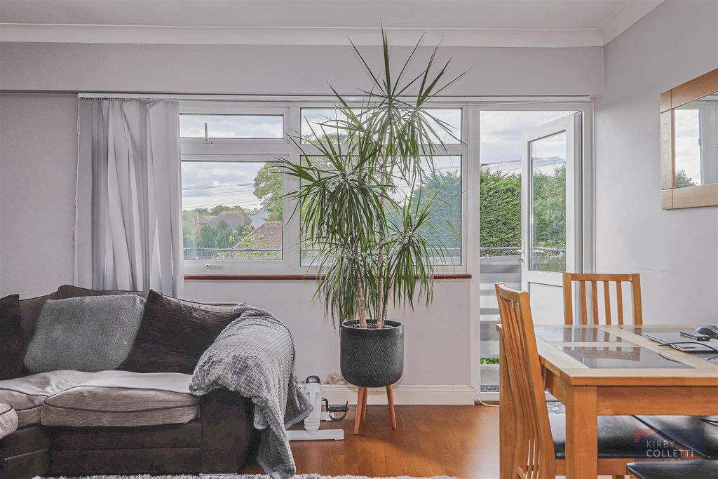 Property photo 3 of 12 Img_8756-Img_8758.Jpg