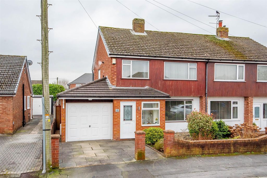 Property photo 1 of 22 Front External