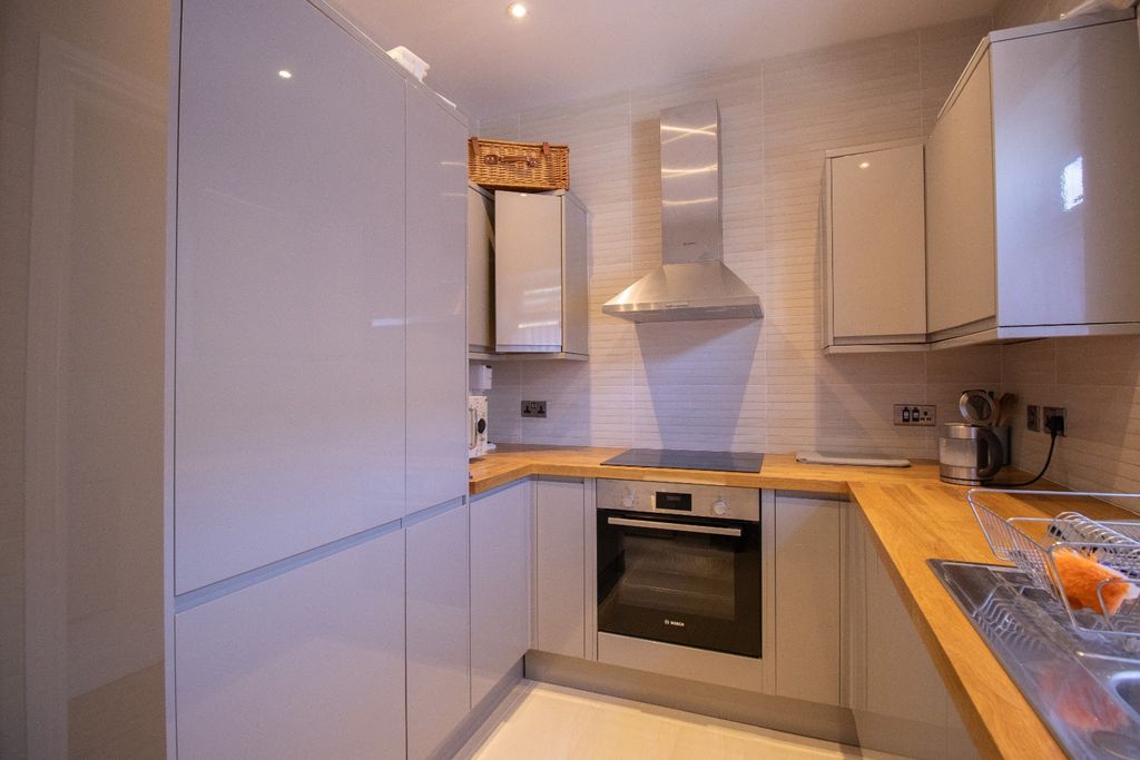Property photo 3 of 10 4154426
