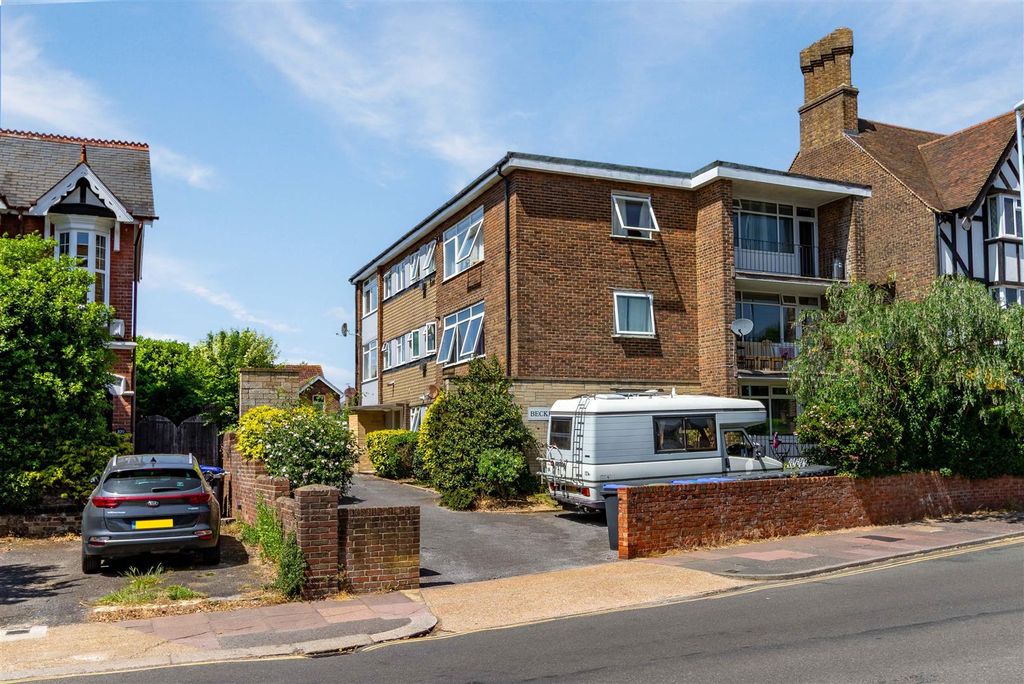 Property photo 1 of 10 Beckett-11B.Jpg