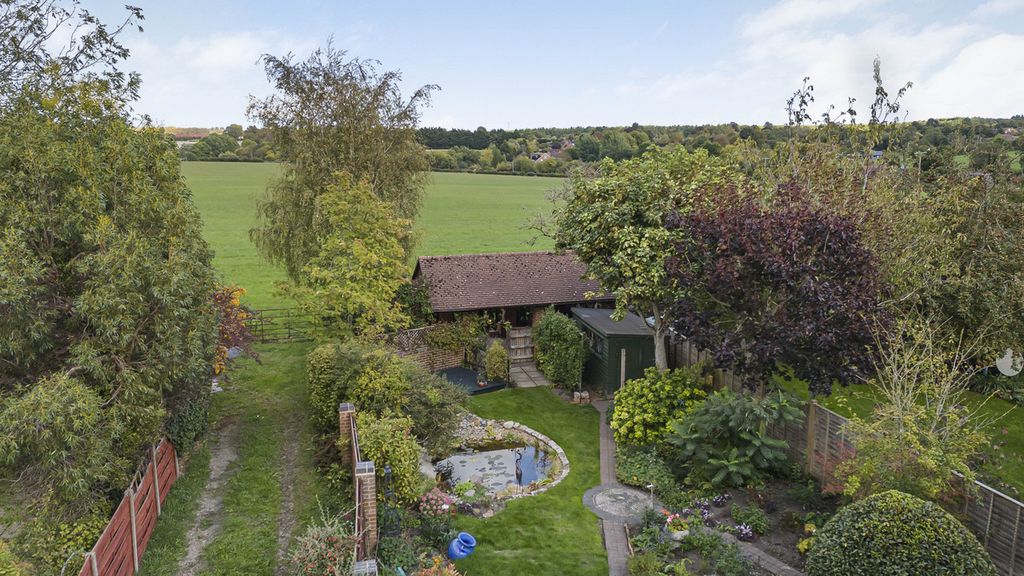 Property photo 3 of 23