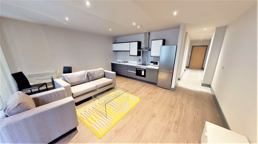 Property photo 3 of 8