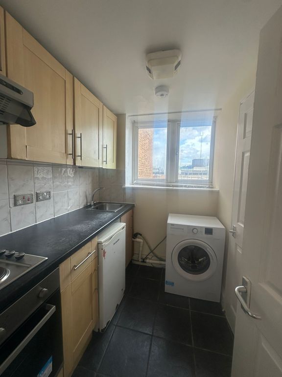 Property photo 1 of 3