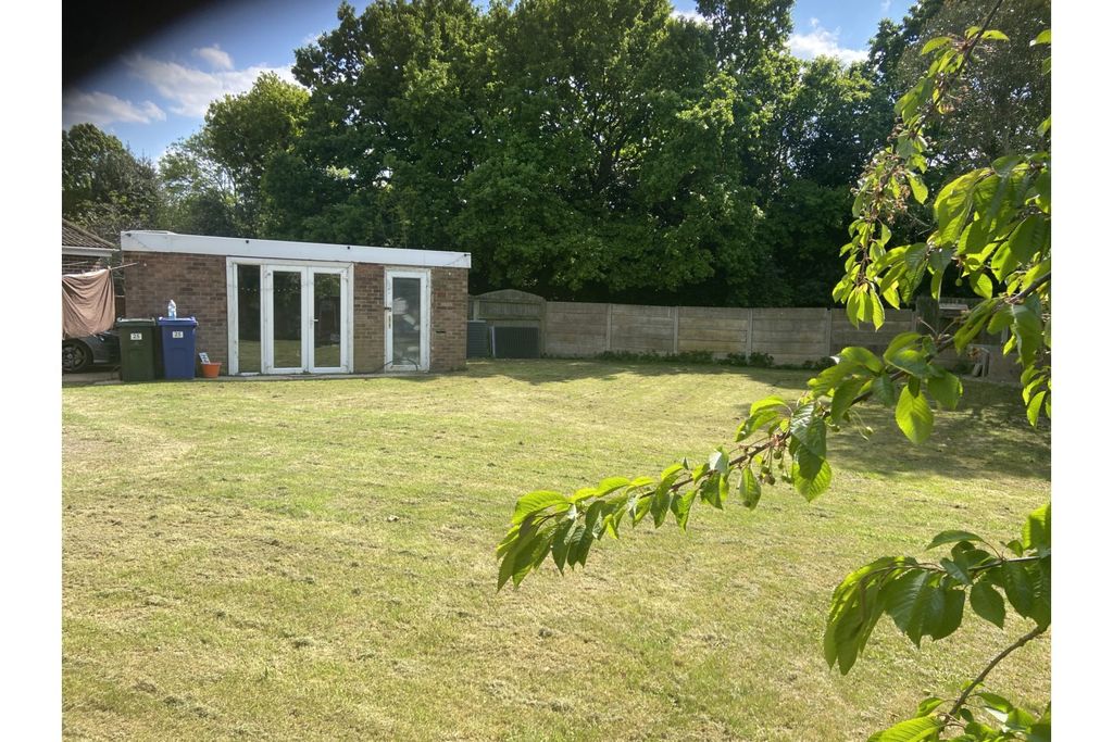 Property photo 2 of 10