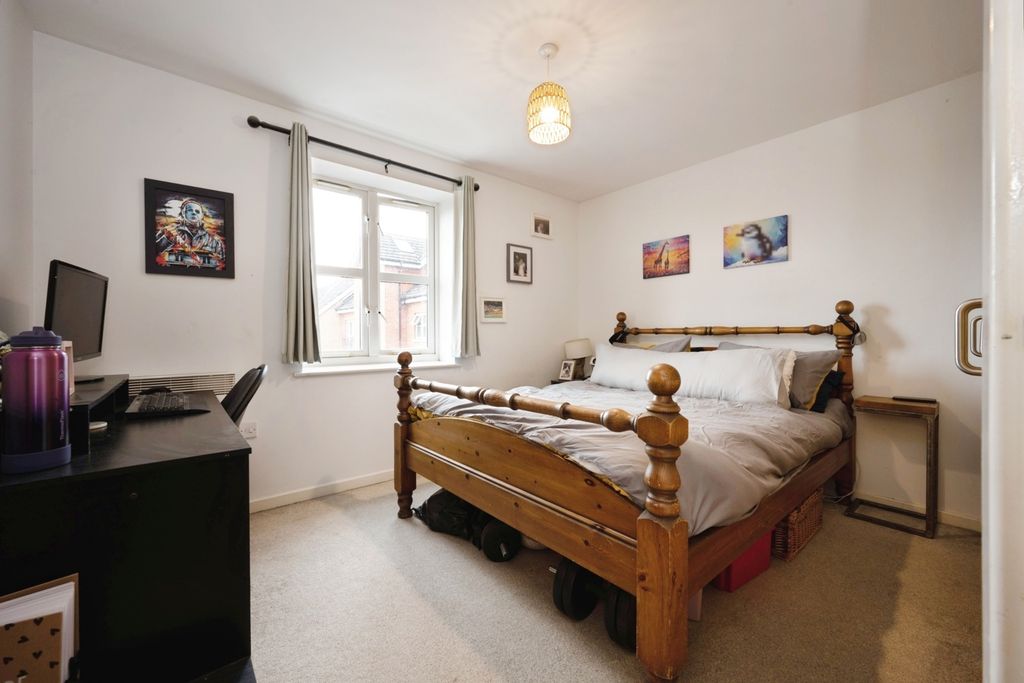 Property photo 3 of 10 Pbox-Img.Jpg