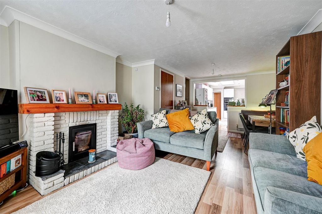 Property photo 2 of 17 Lounge Area Alternative Angle.Jpg