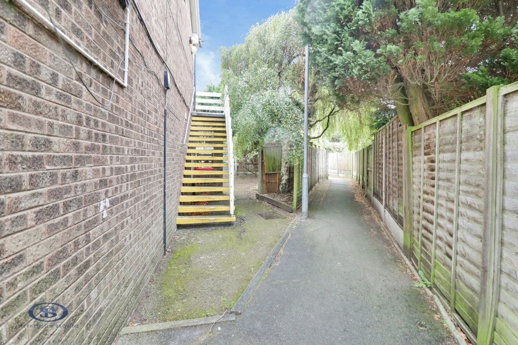 Property photo 2 of 11 Pbox-Img.Jpg