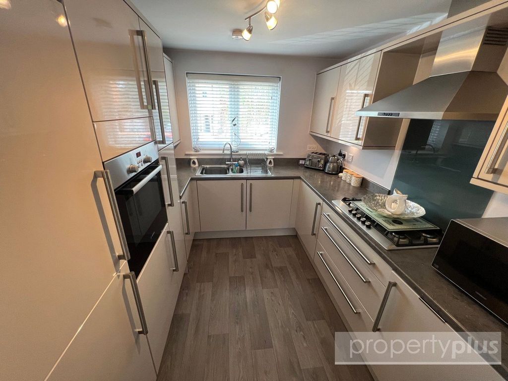 Property photo 3 of 16 Picture No. 09