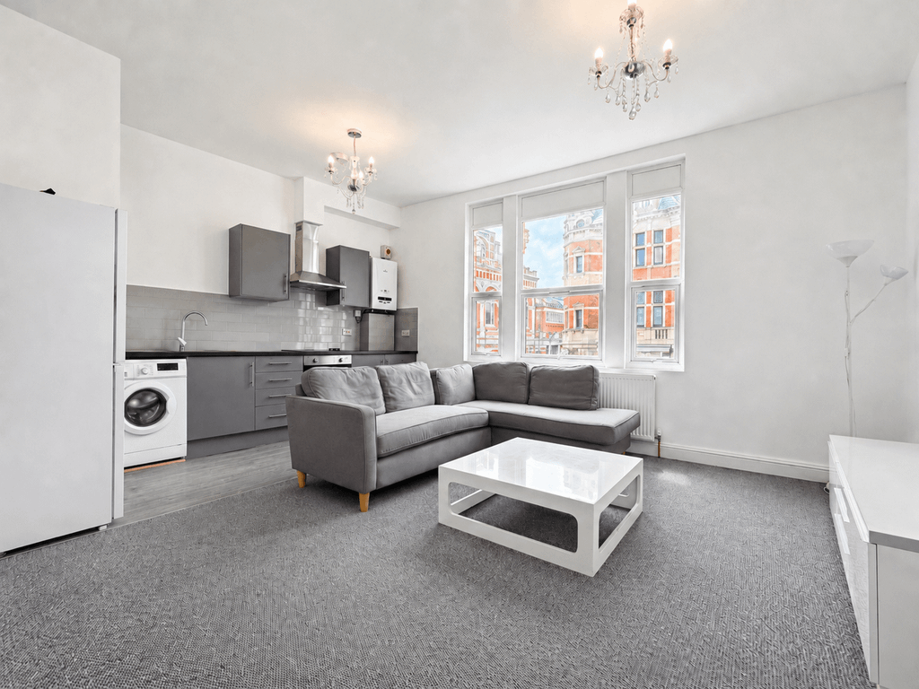 Property photo 1 of 8 One Bedroom Flat To Rent In Leyton, E10 - Fully Refurbished
