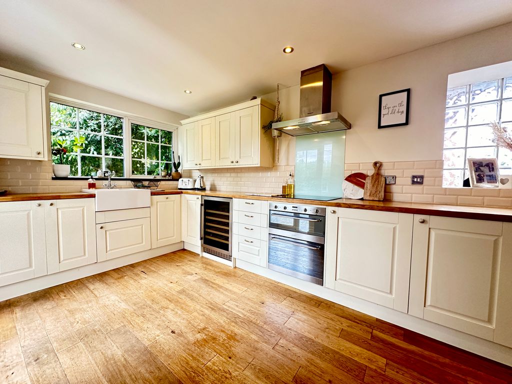 Property photo 2 of 18 Img_5225