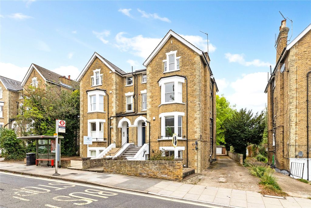 Property photo 1 of 12 Picture No. 02