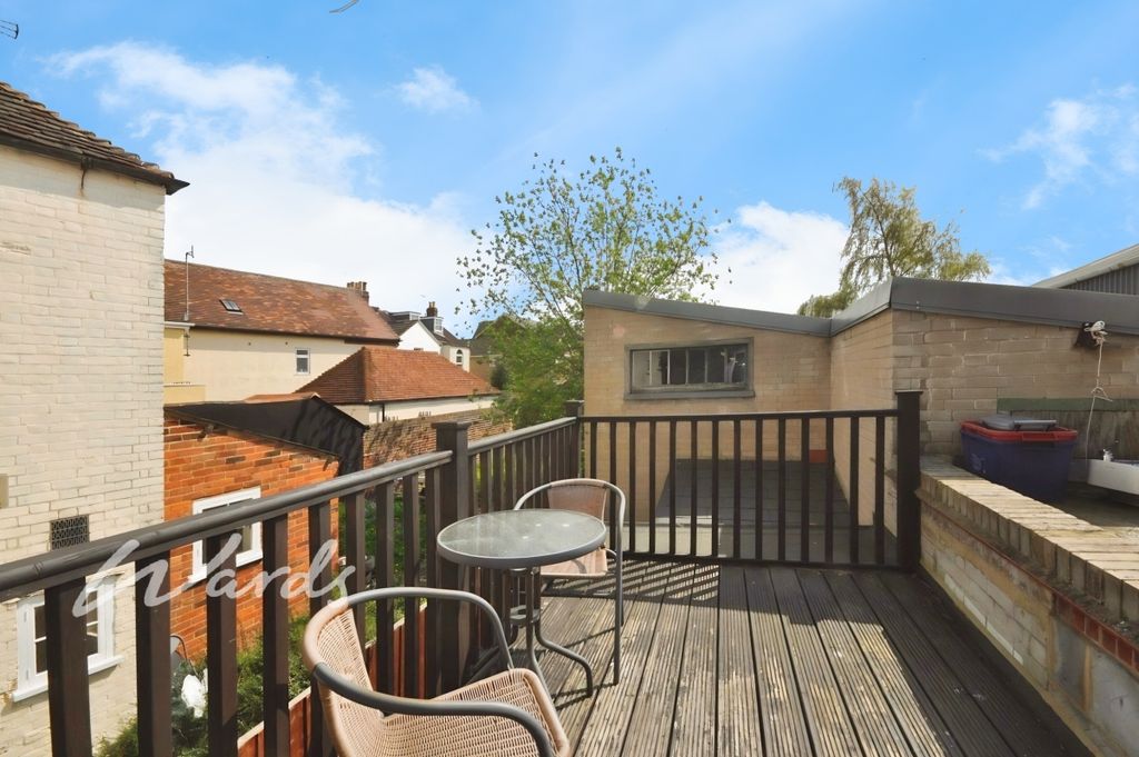 Property photo 1 of 4 498Ffb20-Ext