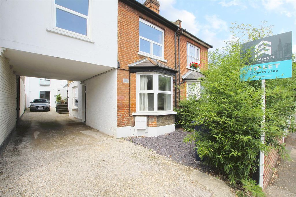 Property photo 1 of 3