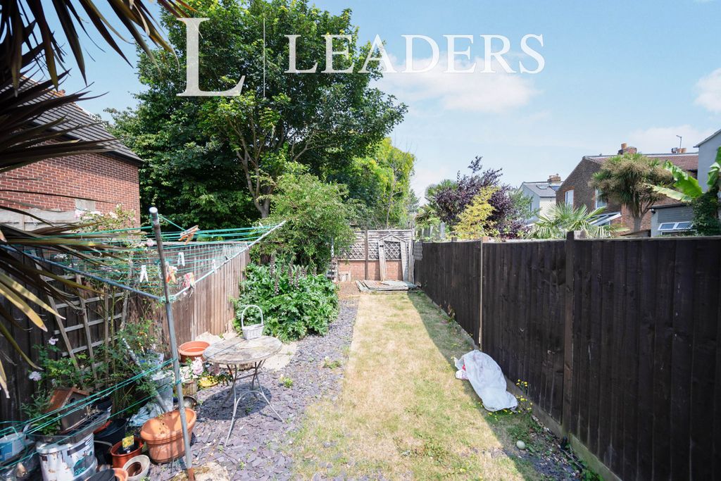 Property photo 3 of 11 Fb75c638-Fc17-ee11-8