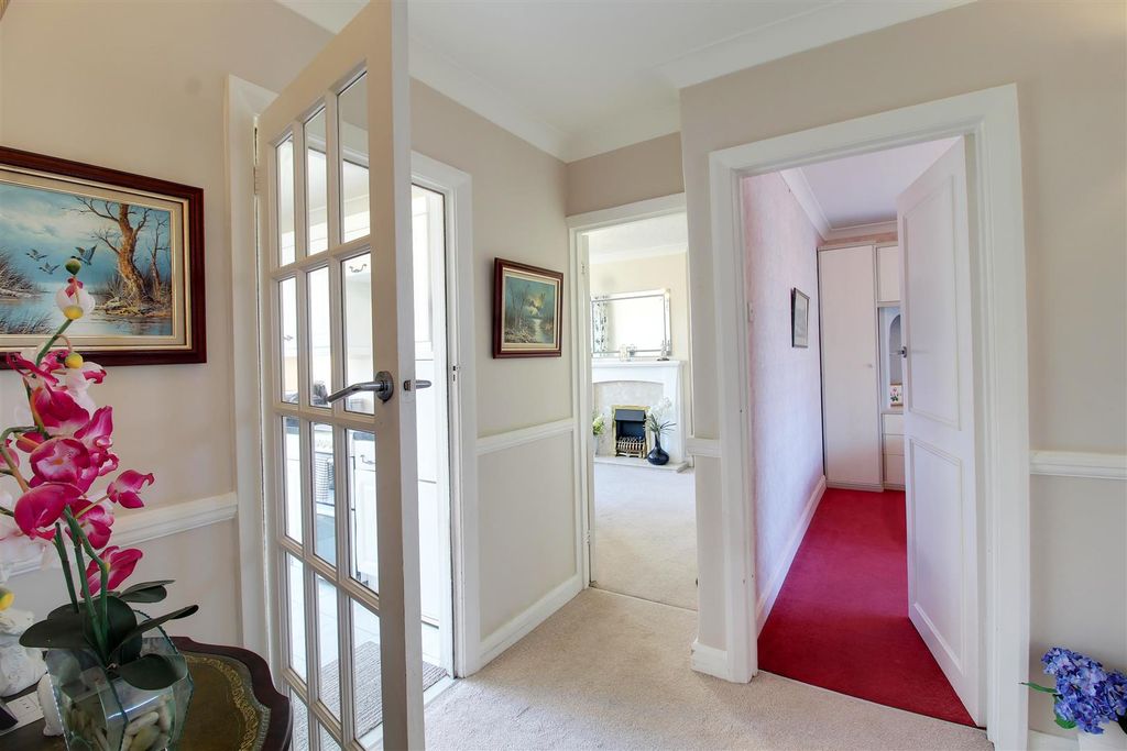 Property photo 3 of 9 Img_9304-Img_9306.Jpg