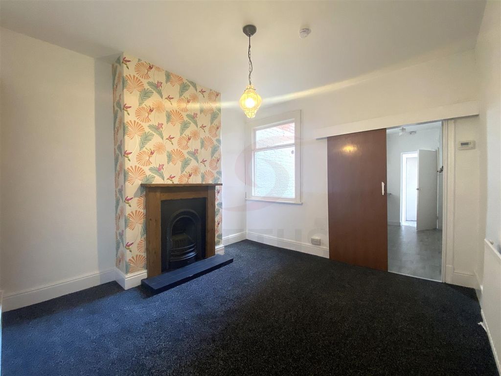 Property photo 2 of 12 Dining Room