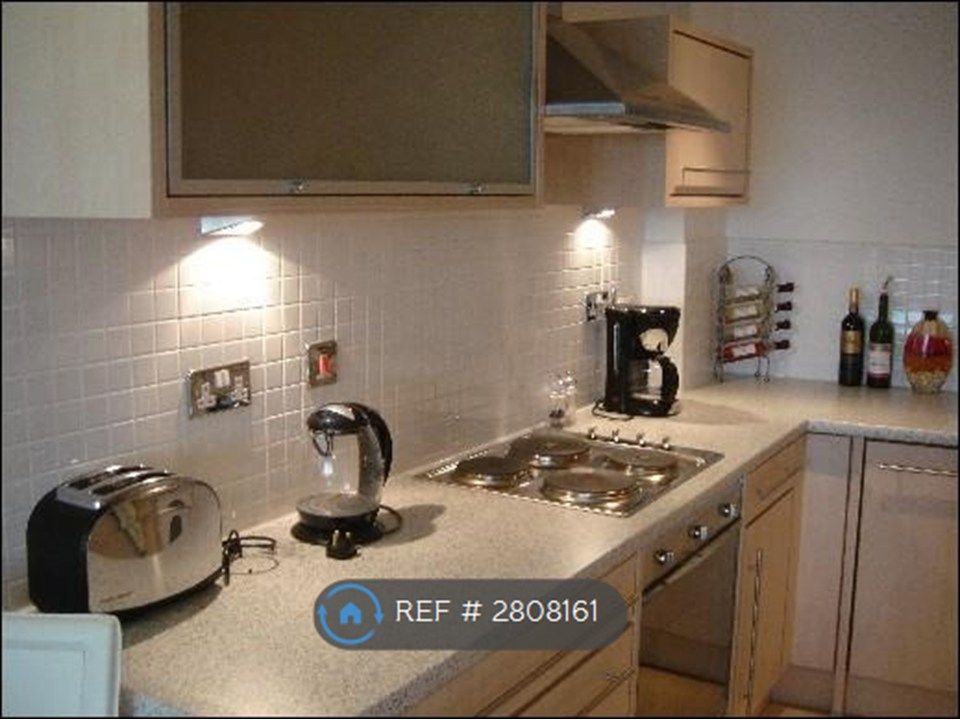 Property photo 2 of 15 Kitchen