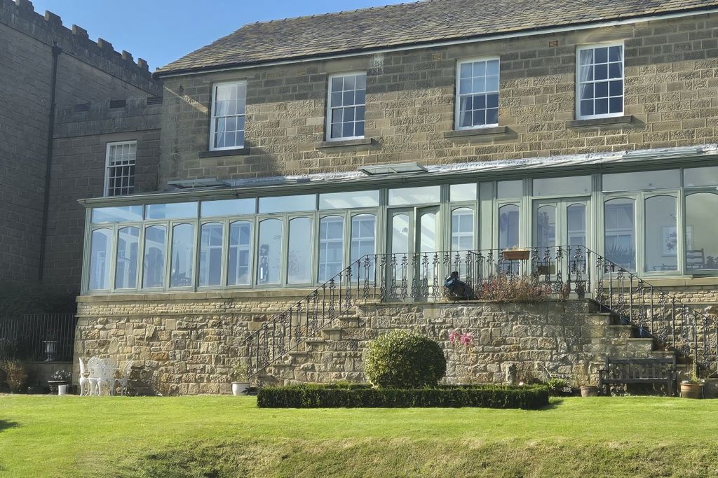 Property photo 3 of 51