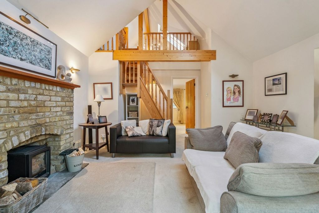 Property photo 2 of 22 Photo 8