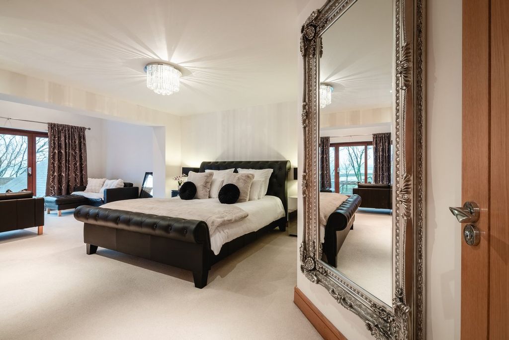 Additional image 19 of 6 bed detached house for saleAber Llwchwr, Llangennech SA14