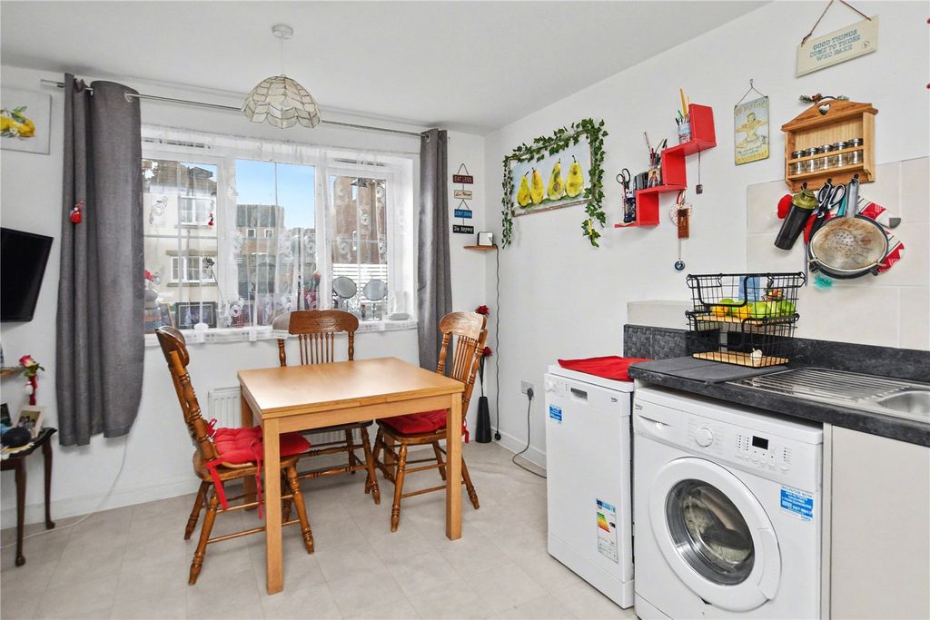 Property photo 3 of 15 Picture No. 09