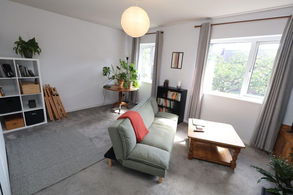 Property photo 2 of 11 9.Jpg
