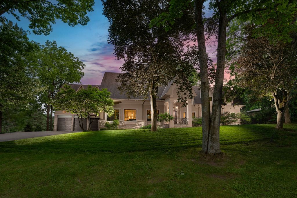 Property photo 1 of 35