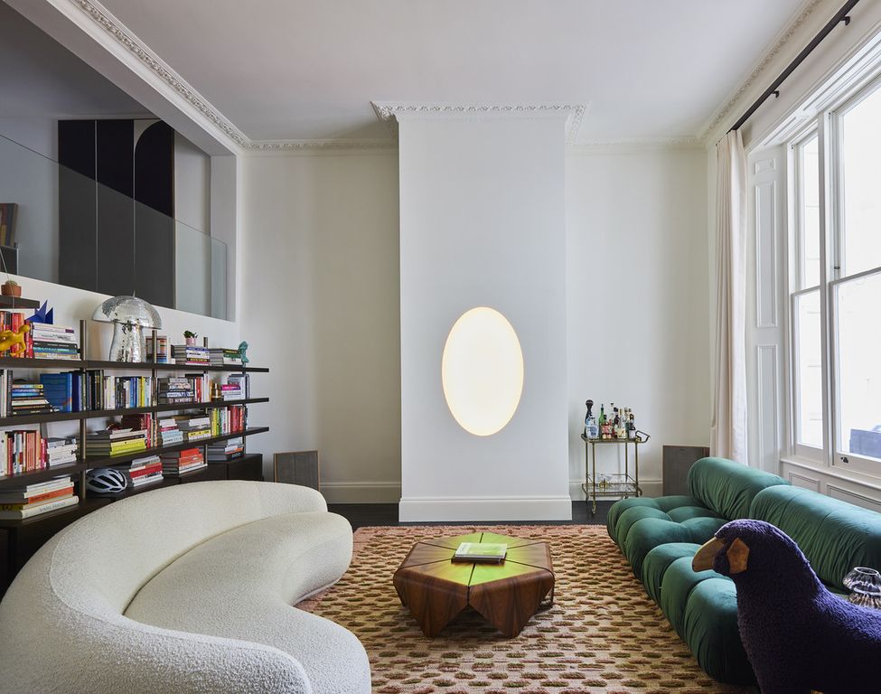 Property photo 2 of 11