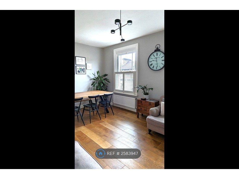 Property photo 3 of 17 Living Dining Room