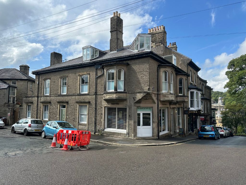 Property photo 1 of 1 Copyright Ninalubman.Com