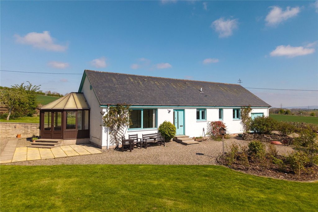 Property photo 1 of 23 Croftmidlin