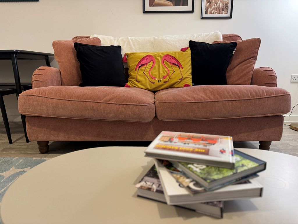 Property photo 2 of 19 Image