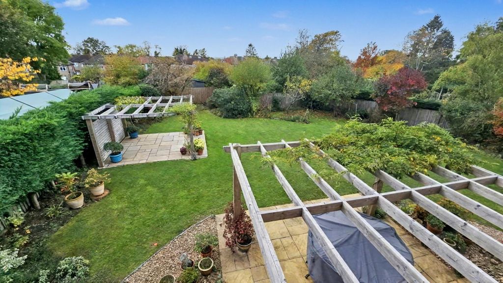 Property photo 2 of 21