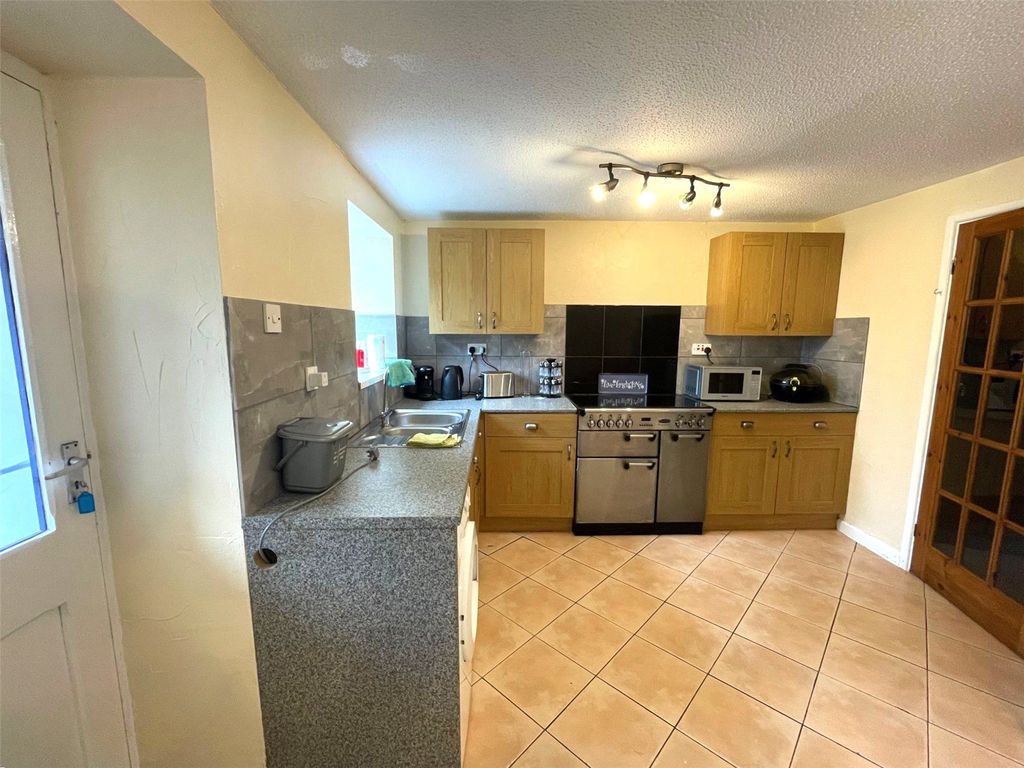 Property photo 2 of 15 Picture No. 43