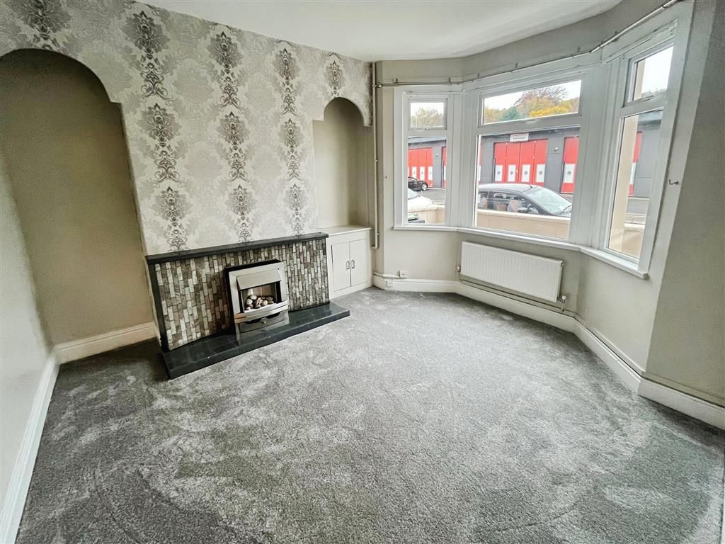 Property photo 2 of 12 Living Room