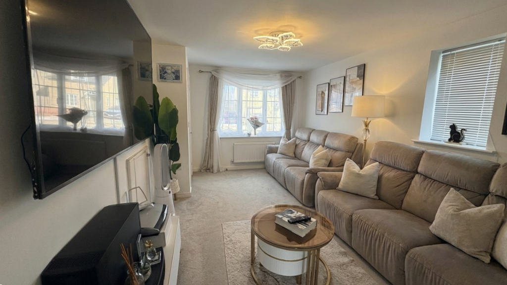 Property photo 3 of 19