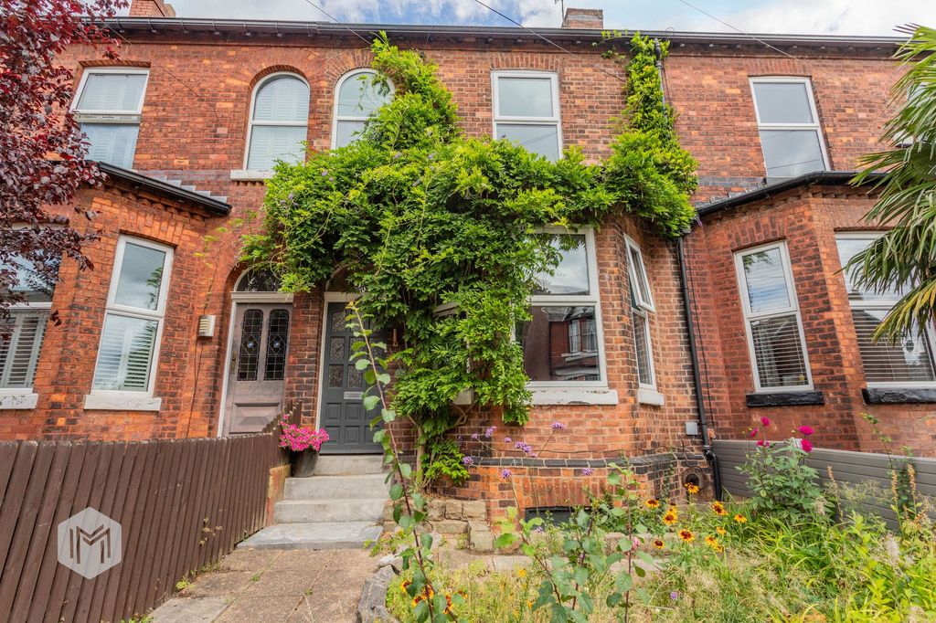 Property photo 1 of 45
